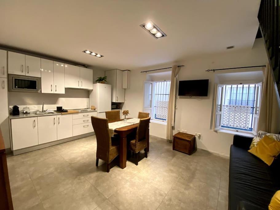 Ferienwohnung Moderno Duplex En La Tacita De Plata Cádiz Exterior foto